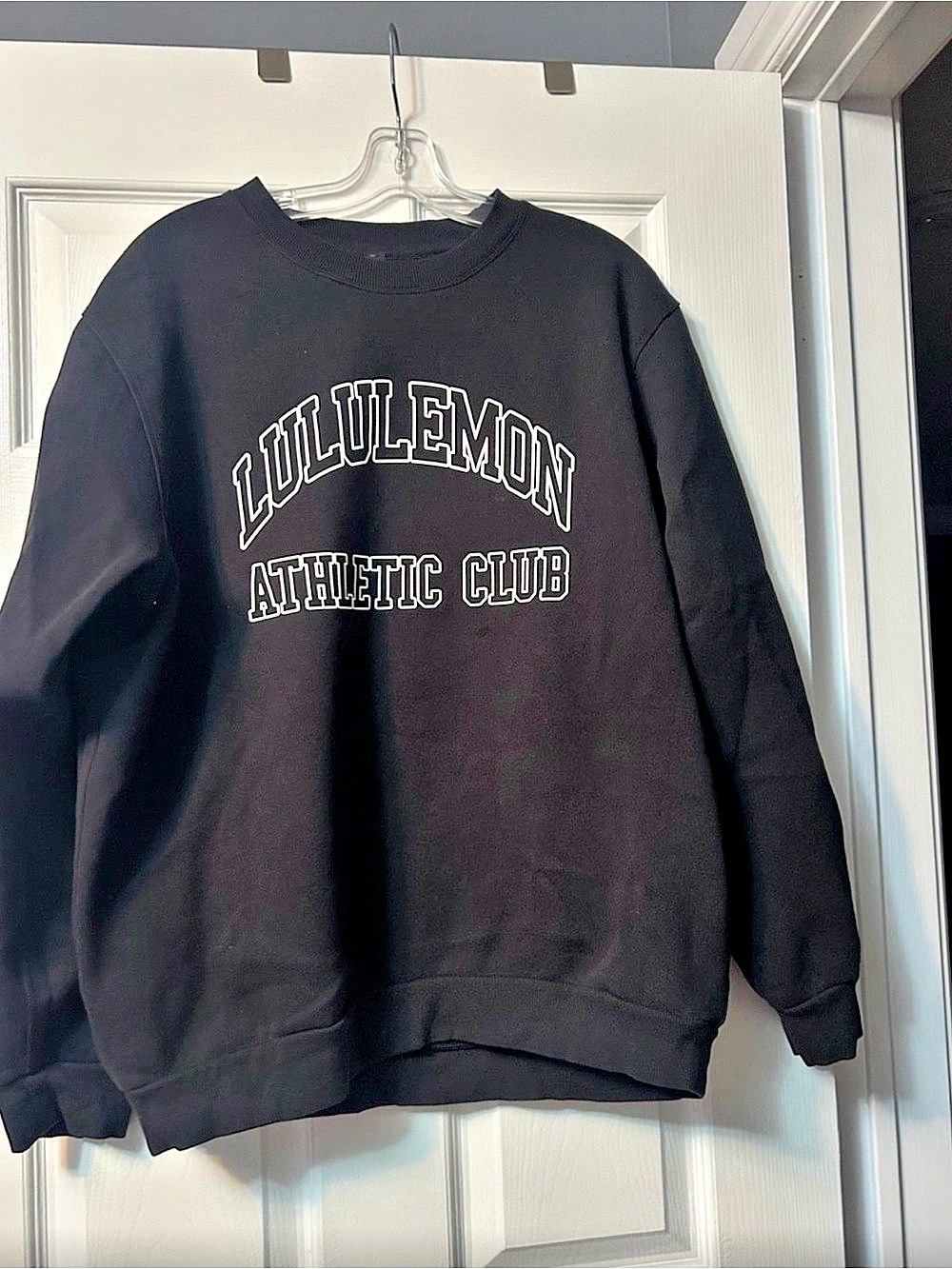 lululemon Athletic Club sweatshirt in Black Large *NEW*